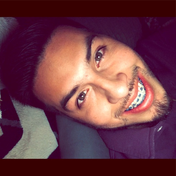 Meet your Posher, Angel - Picture 1 of 1